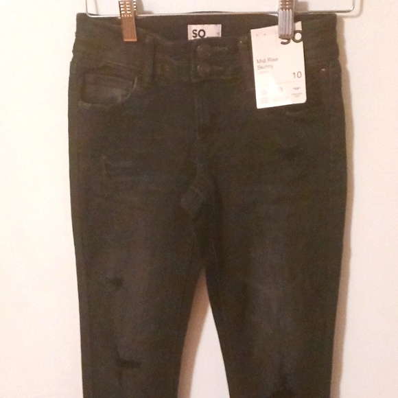 NWT Girl's Black Distressed Skinny Jeans - Picture 3 of 5